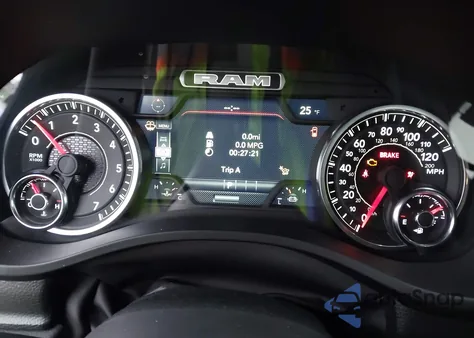 2025 Ram 1500 Big Horn 4X4 5'7 Box z USA, uszkodzony, nr VIN 1C6RRFFG6SN531608